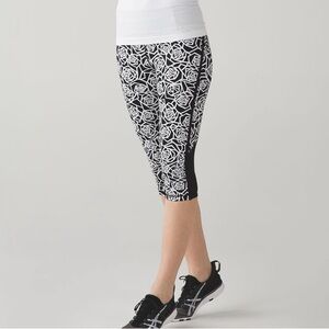 Lululemon Black & White Real Quick Cropped Leggings
